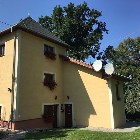 Penzion Pri Kastieli Zaturcie Martin Bagian luar foto